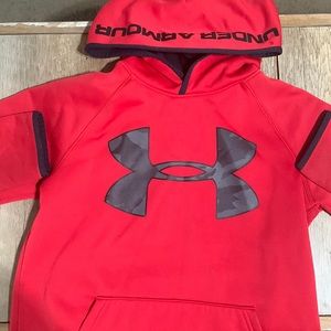 Under Armour sweater with hood